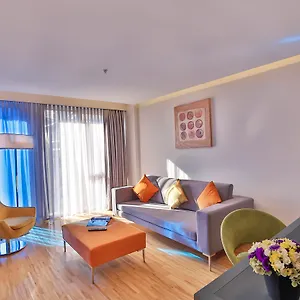 Business Life Otel