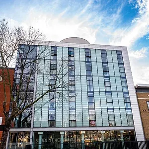 Davies Court Vandrarhem London
