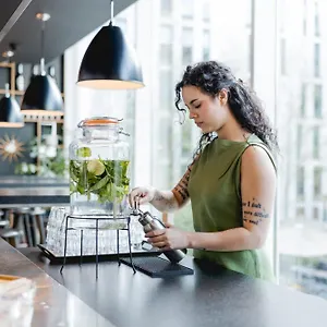 citizenm-copenhagen-radhuspladsen.copenhagenhotelselect.com/