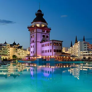 Feriested Titanic Mardan Palace Antalya