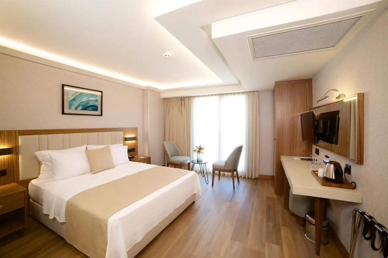 Erboy Hotel Istanbul Sirkeci 4*,