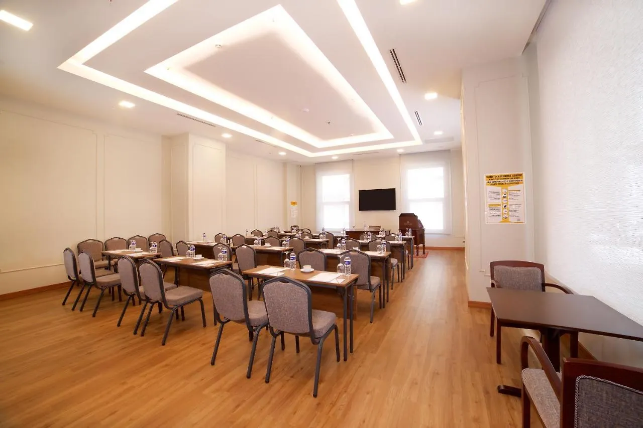 Erboy Hotel Istanbul Sirkeci 4*,