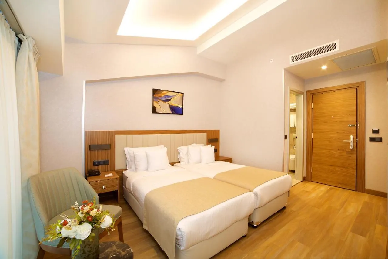 Erboy Hotel Istanbul Sirkeci 4*,