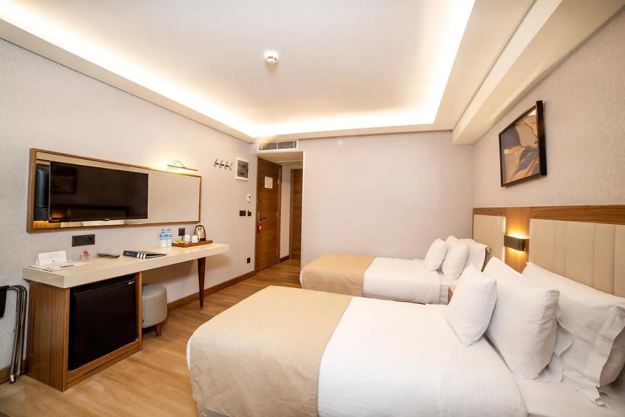 Erboy Hotel Istanbul Sirkeci 4*,